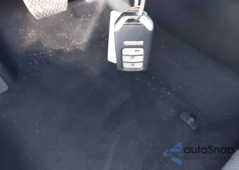 2018 Honda Accord Lx z USA, uszkodzony, nr VIN 1HGCV1F15JA214936